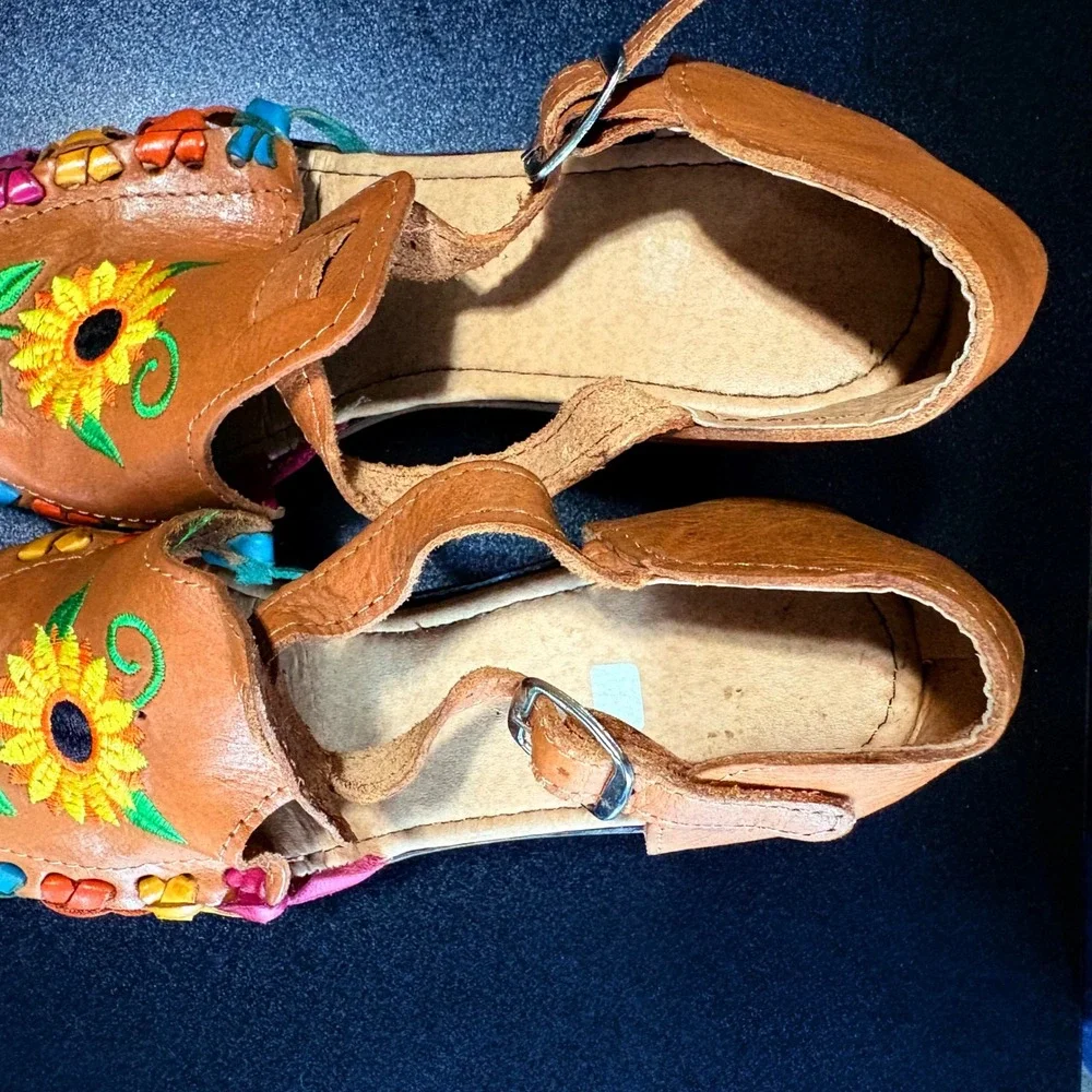 handmade Mexican huarache platform heels Embroidered Bonita clogs leather size 7
